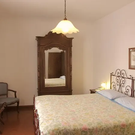 مطعم ريزدنس كاسبريني دا أوميرو