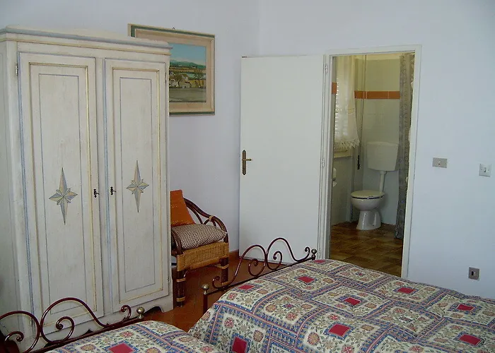 Casprini Da Omero מלון דירות